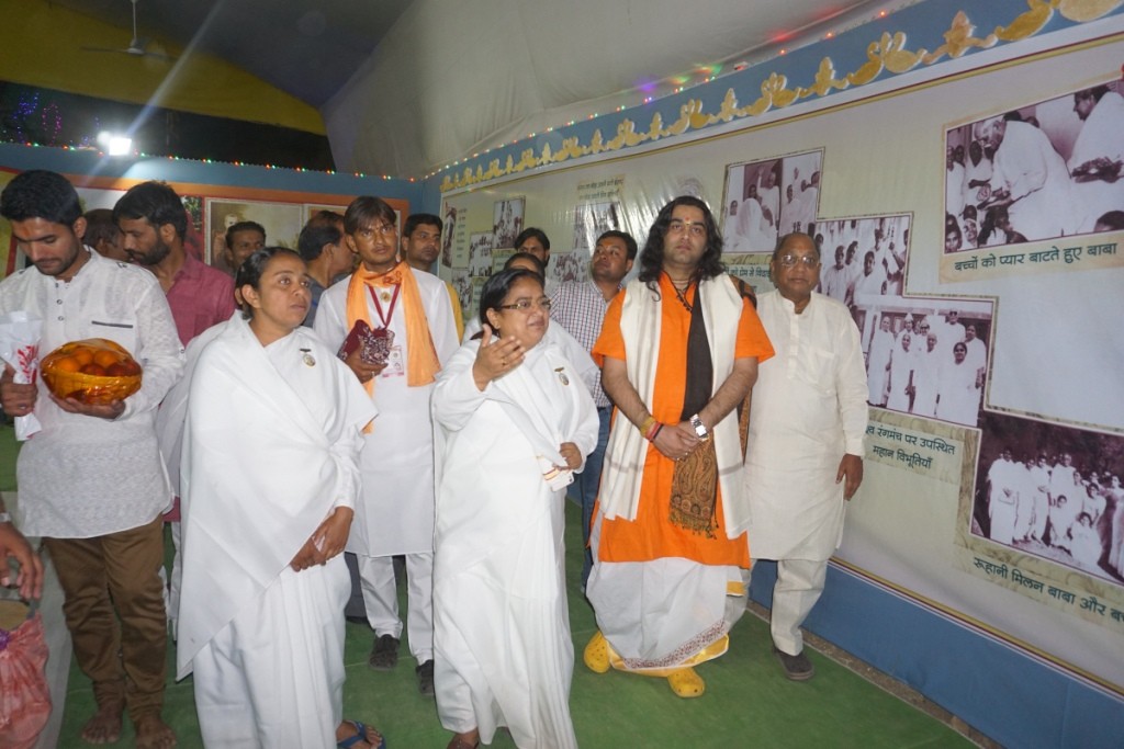 Devkinandan Thakurji Maharaj visited Brahma kumaris Mela